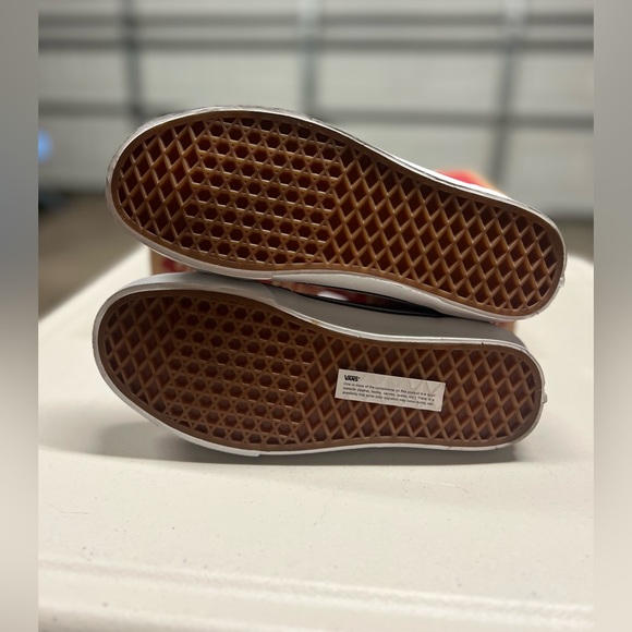 Vans “Filmore” Hi Suede/Canvas Chili Pepper Size US Mens 8 Red/White - Picture 9 of 9